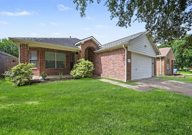 Photo 3 of Single family home for sale at 2414 Halstead Dr, Spring, TX 77386 | MLS# 39634998 | Listing updated on 2026-08-20