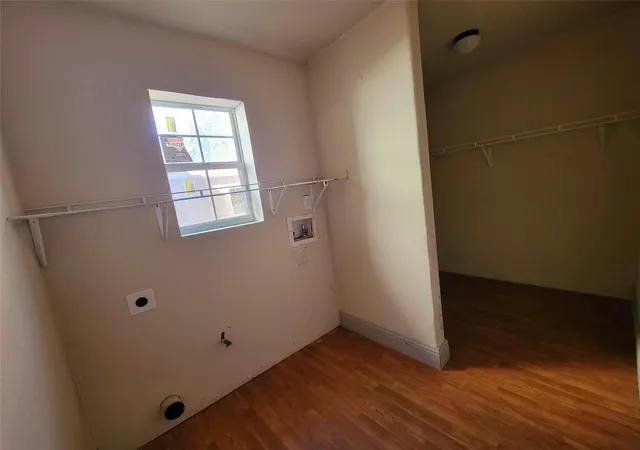 9th image of 7209 Avenue K, Houston, TX 77011 | MLS# 58753928