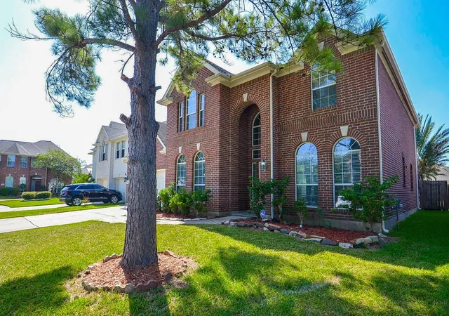 2nd image of 13109 Sunset Cliff Ct, Sugar Land, TX 77478 | MLS# 54568787