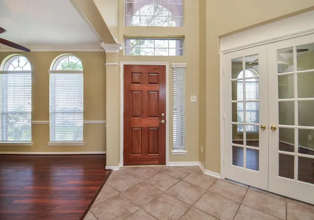 5th image of 13109 Sunset Cliff Ct, Sugar Land, TX 77478 | MLS# 54568787