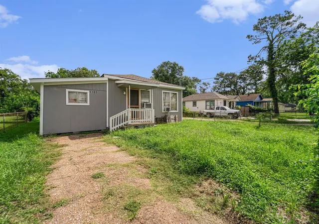 Photo 1 of Multi family home for sale at 5105 Earline St, Houston, TX 77016 | MLS# 15918985 | Listing updated on 2026-04-23