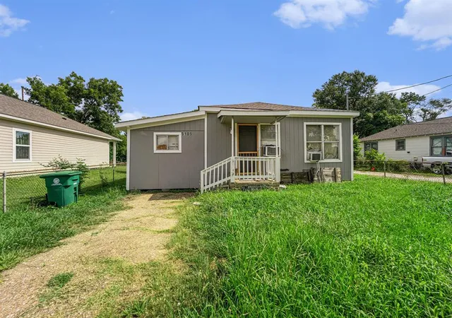 Photo 2 of Multi family home for sale at 5105 Earline St, Houston, TX 77016 | MLS# 15918985 | Listing updated on 2026-04-23