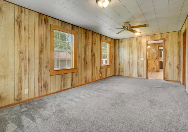 Photo 4 of Single family home for sale at 215 E Dahlgren Ave, Wharton, TX 77488 | MLS# 86364110 | Listing updated on 2026-07-30
