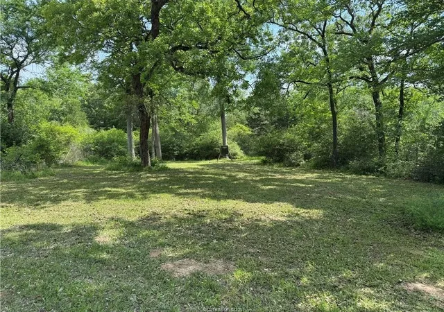 Homes for sale in Hearne, TX | 18242 Old Bundick Rd, Hearne, TX 77859 | MLS# 62140572