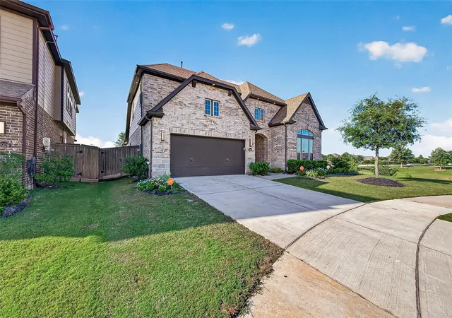 2nd image of 1943 Fitzgerald Landing Dr, Richmond, TX 77469 | MLS# 46861575