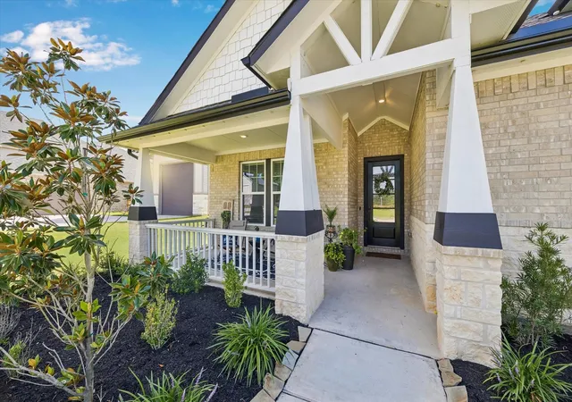 Photo 3 of Single family home for sale at 737 Satterwhite Farms Ln, Magnolia, TX 77354 | MLS# 61690263 | Listing updated on 2026-10-07