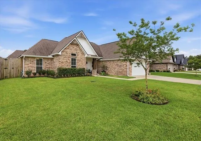 Homes for sale in Lumberton, TX | 105 Pindo Palm, Lumberton, TX 77657 | MLS# 35203596