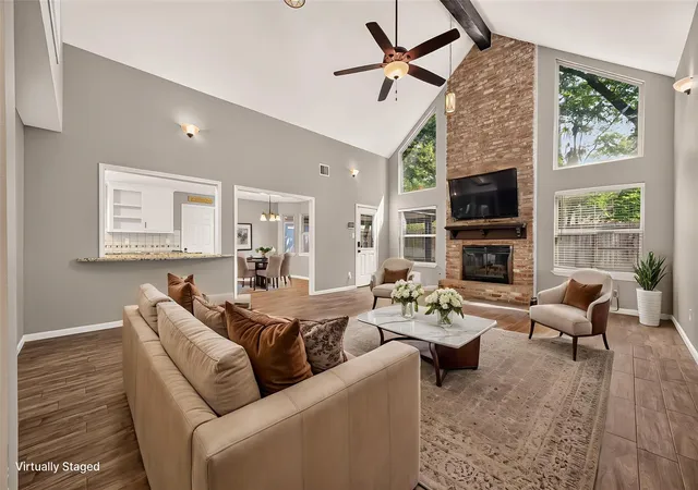 Photo 3 of Single family home for sale at 5414 Crown Colony, Houston, TX 77069 | MLS# 5949278 | Listing updated on 2026-09-21