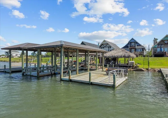 Homes for sale in Freeport, TX | 209 S Front St, Freeport, TX 77541 | MLS# 76862376
