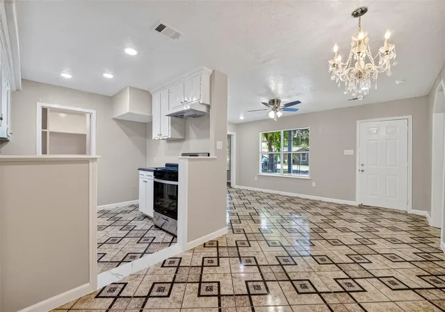 Photo 4 of Single family home for sale at 7542 Bywood St, Houston, TX 77028 | MLS# 4347076 | Listing updated on 2026-09-12
