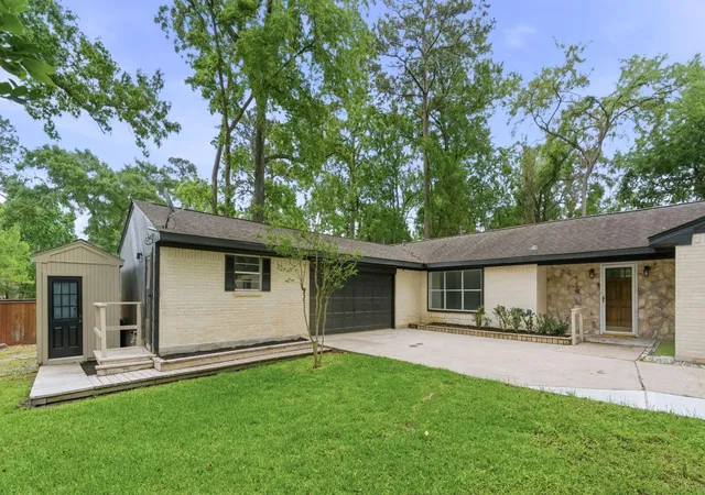 1st image of 254 Springs Edge Dr, Montgomery, TX 77356 | MLS# 37620907