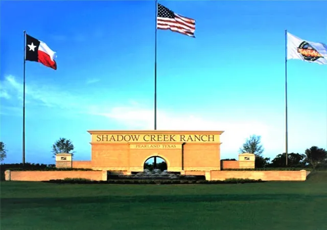 32nd image of 13619 Orchard Wind Ln, Pearland, TX 77584 | MLS# 75159062