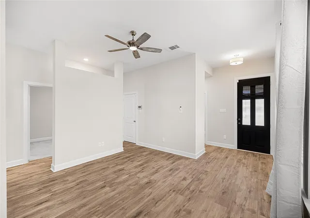 Photo 3 of Single family home for sale at 15611 Rising Wren Ct, Conroe, TX 77302 | MLS# 35948238 | Listing updated on 2026-08-06