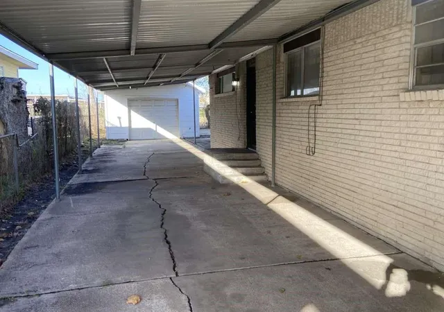 2nd image of 2627 Stevens St, Houston, TX 77026 | MLS# 63273009