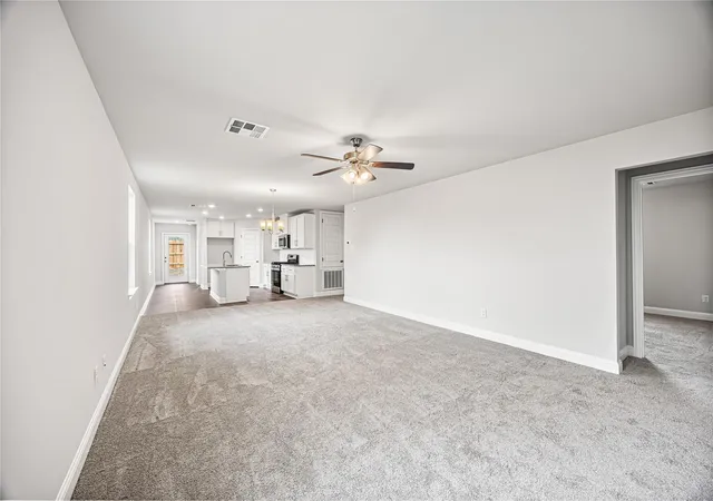 4th image of 9233 Boulder Blvd, Conroe, TX 77303 | MLS# 57395919