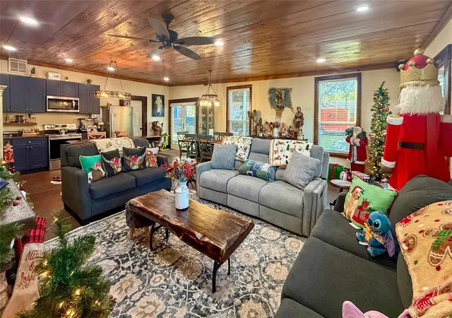 Photo 3 of Single family home for sale at 841 S Loop 497, Bellville, TX 77418 | MLS# 17039877 | Listing updated on 2026-06-19