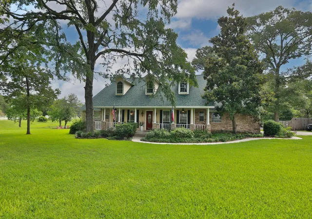 3rd image of 34310 High Point Dr, Magnolia, TX 77355 | MLS# 89743667