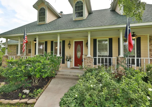 5th image of 34310 High Point Dr, Magnolia, TX 77355 | MLS# 89743667