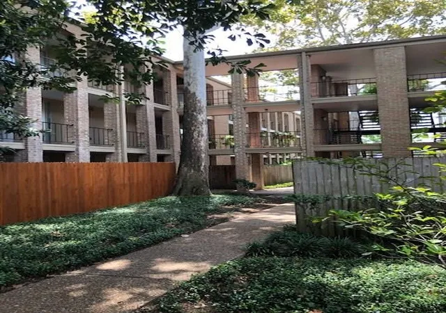 4th image of 4647 Wild Indigo St, Houston, TX 77027