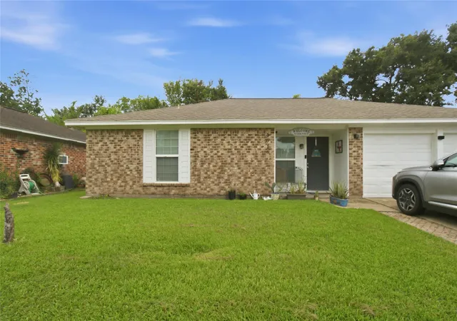 Photo 1 of Single family home for sale at 4616 Luella Ave, Deer Park, TX 77536 | MLS# 51221200 | Listing updated on 2026-09-17