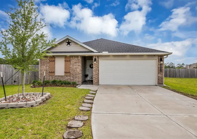 Photo 1 of Single family home for sale at 9802 Palm Royal Dr, Baytown, TX 77521 | MLS# 75021191 | Listing updated on 2026-06-04
