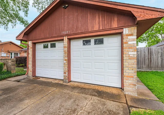 3rd image of 10223 Kirkglen Dr, Houston, TX 77089 | MLS# 55436441