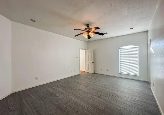 2nd image of 4505 Maggie St, Houston, TX 77051