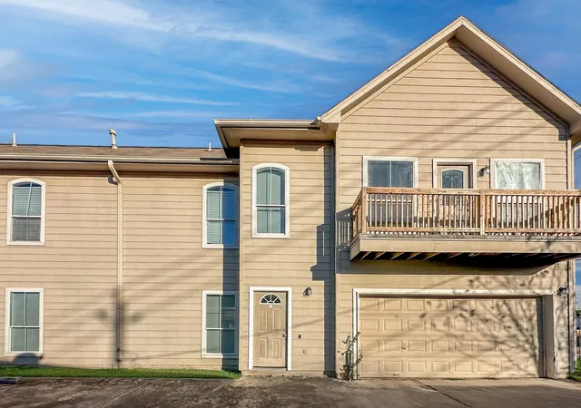 4th image of 4505 Maggie St, Houston, TX 77051