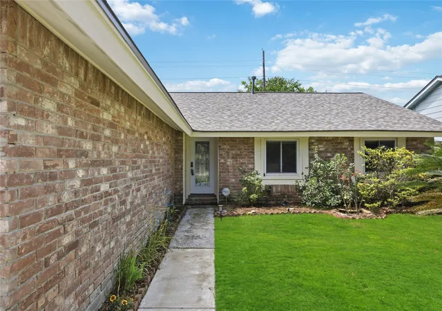 Photo 3 of Single family home for sale at 9635 Birsay St, Spring, TX 77379 | MLS# 58888668 | Listing updated on 2026-09-05