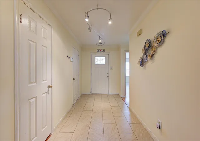 Photo 2 of Single family home for sale at 2915 Blue Mist Dr, Sugar Land, TX 77498 | MLS# 23042931 | Listing updated on 2026-09-06