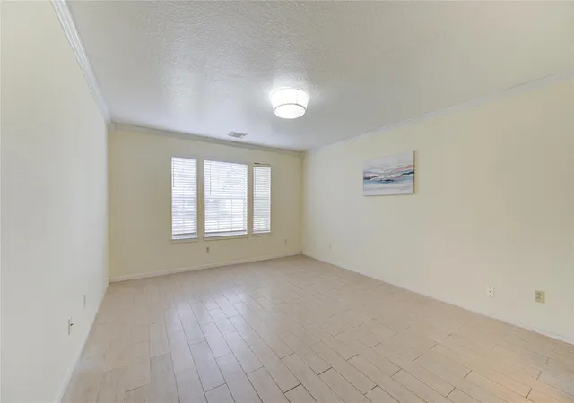 Photo 3 of Single family home for sale at 2915 Blue Mist Dr, Sugar Land, TX 77498 | MLS# 23042931 | Listing updated on 2026-09-06