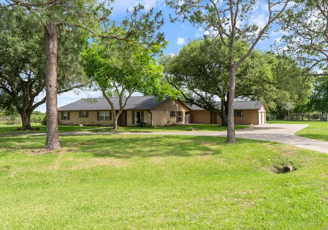 2nd image of 5067 Fm 2668, Bay City, TX 77414 | MLS# 89948326