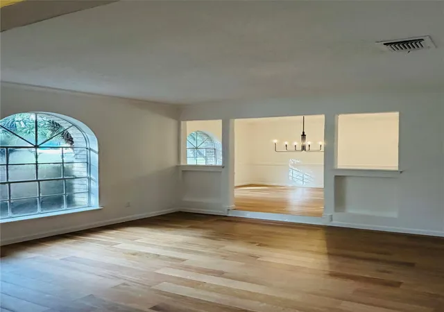 Photo 4 of Single family home for sale at 710 Enchanted Trl Dr, Spring, TX 77388 | MLS# 70805192 | Listing updated on 2026-09-21