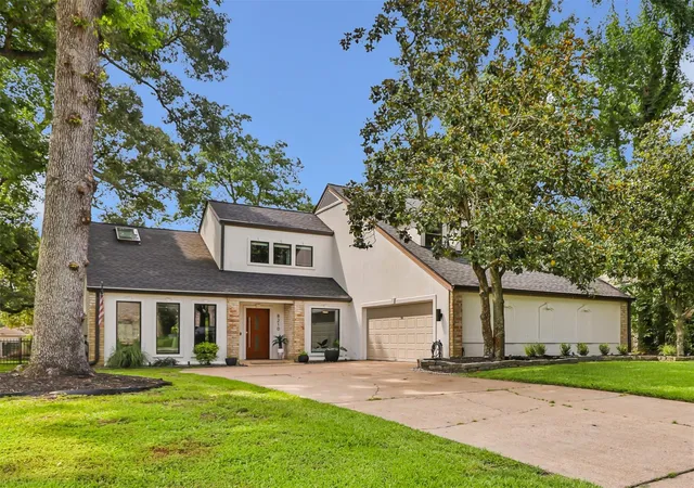 Photo 1 of Single family home for sale at 8210 Magnolia Glen Dr, Humble, TX 77346 | MLS# 89469111 | Listing updated on 2026-08-27