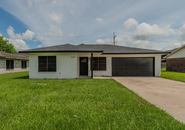 Homes for sale in Orange, TX | 3828 Anderson Villa, Orange, TX 77630 | MLS# 25800456