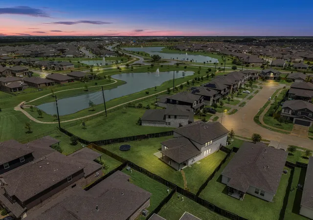 Photo 1 of Single family home for sale at 10502 Watershed Dr, Rosharon, TX 77583 | MLS# 11319165 | Listing updated on 2026-09-23