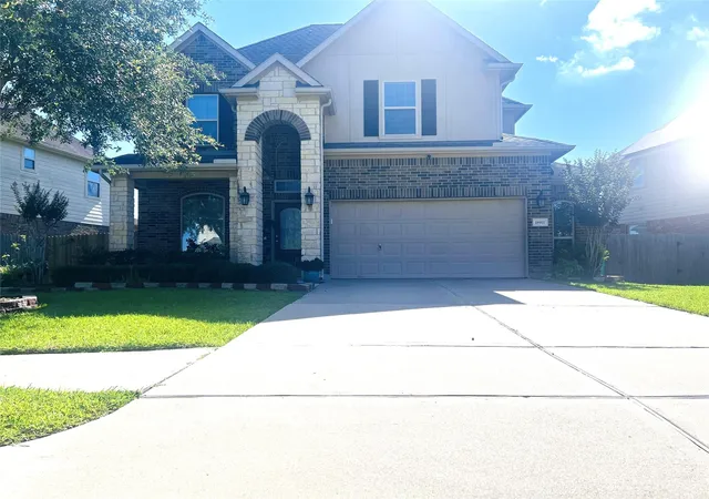 Photo 2 of Single family home for sale at 18911 Morant Bay Dr, Richmond, TX 77407 | MLS# 66359692 | Listing updated on 2026-09-19