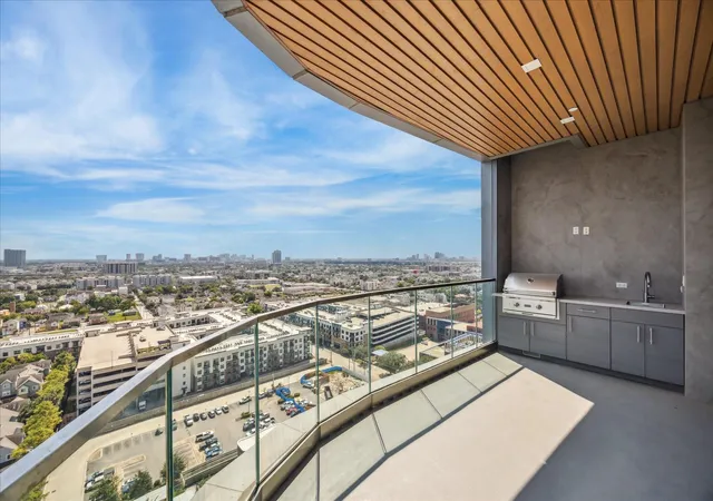 2nd image of The Residences at The Allen, Houston, TX 77019