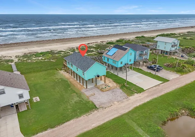 2nd image of 4723 Bluewater Dr, Freeport, TX 77541 | MLS# 76379789