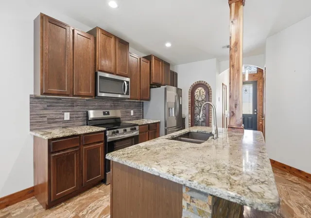 Photo 4 of Single family home for sale at 204 Matthew Cvs, Bastrop, TX 78602 | MLS# 61713017 | Listing updated on 2026-09-25