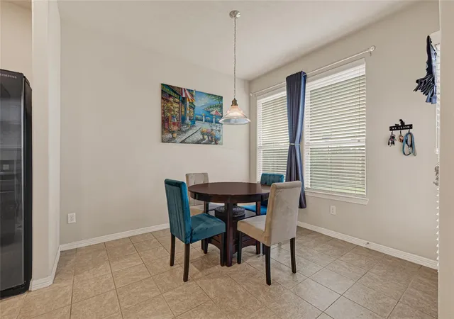 Photo 4 of Sale Pending at 6318 Dayridge Ln, Houston, TX 77048 | MLS# 17961703 | Listing updated on 2026-09-22