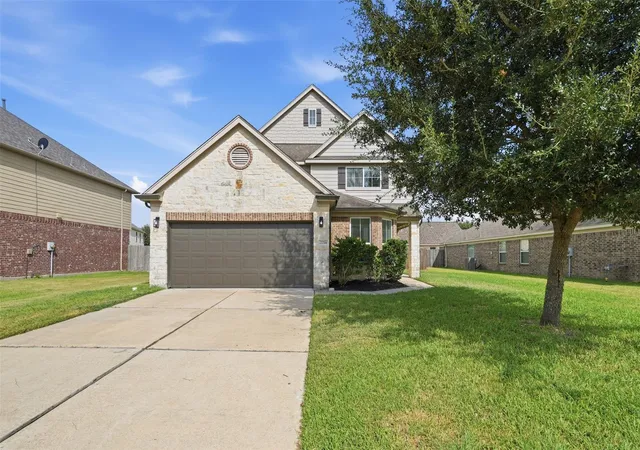 Photo 1 of Single family home for sale at 2714 Finwood Dr, Rosenberg, TX 77471 | MLS# 12901328 | Listing updated on 2026-09-26