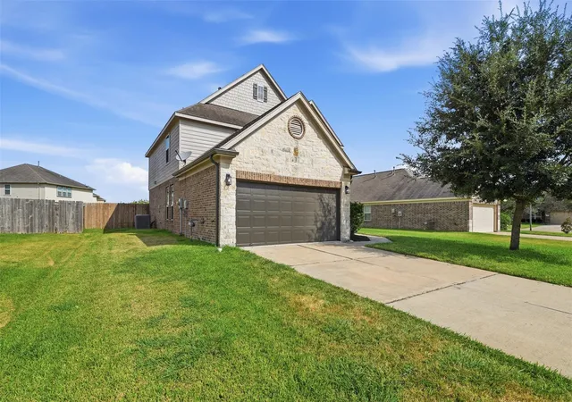 Photo 2 of Single family home for sale at 2714 Finwood Dr, Rosenberg, TX 77471 | MLS# 12901328 | Listing updated on 2026-09-26