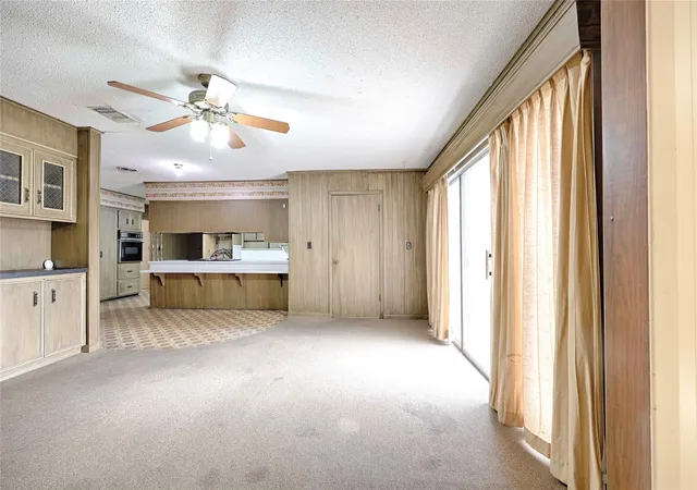 5th image of 302 Baumgarten St, Schulenburg, TX 78956 | MLS# 13724288