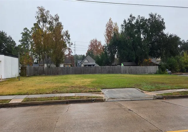 Land for sale at 711 E Main St, Humble, TX 77338 | MLS# 13253059