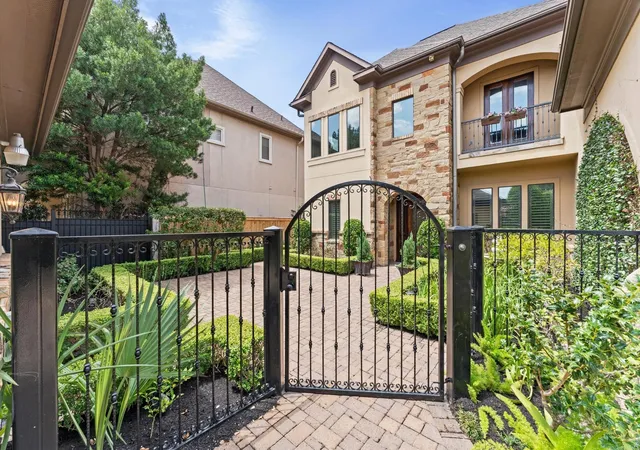4th image of 3122 Rosemary Park Lane, Houston, TX 77082 | MLS# 12186363