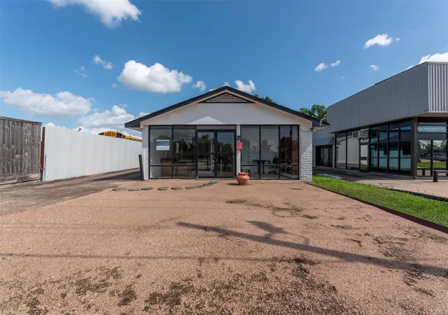 2nd image of 2003 Hwy 90 A, Missouri City, TX 77489 | MLS# 84218220