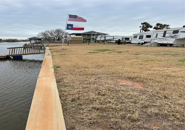 1st image of 188 189 County Road 299 Heron, Bay City, TX 77414 | MLS# 94172318