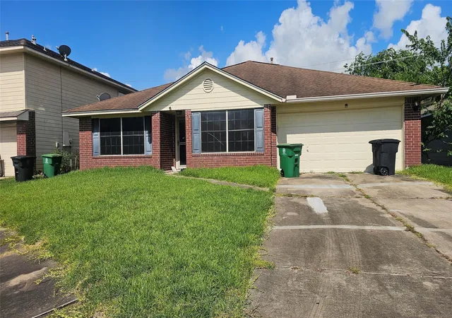 1st image of 11034 Bradford Way Dr, Houston, TX 77075 | MLS# 49209195