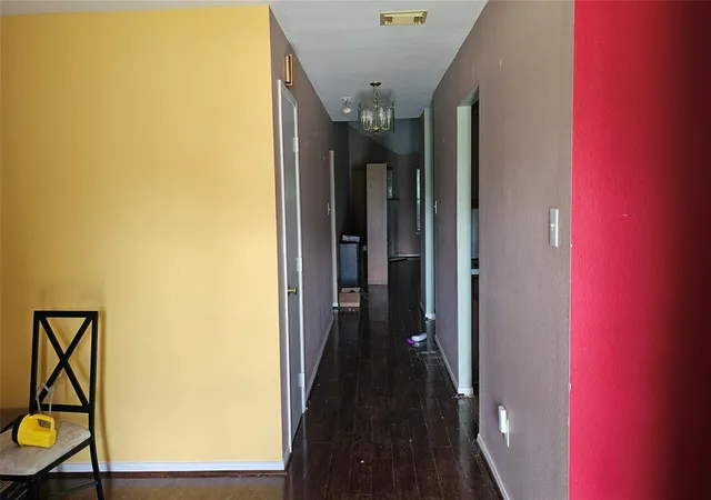2nd image of 11034 Bradford Way Dr, Houston, TX 77075 | MLS# 49209195